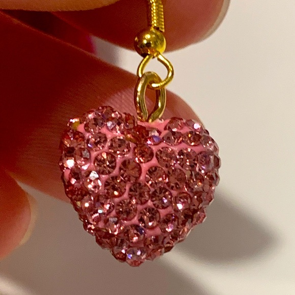 💖3 for$23❤️NWT💖Heart Rhinestone Earrings- Perfect for Valentine’s Day! - Picture 3 of 5